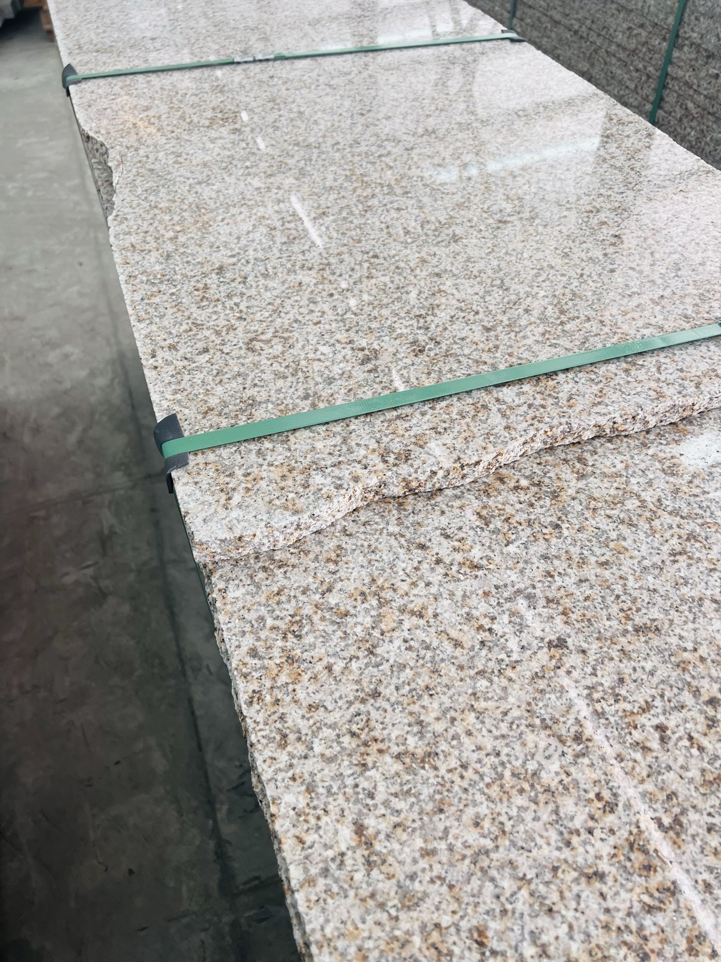 黃銹石石雕噴泉廠家加工